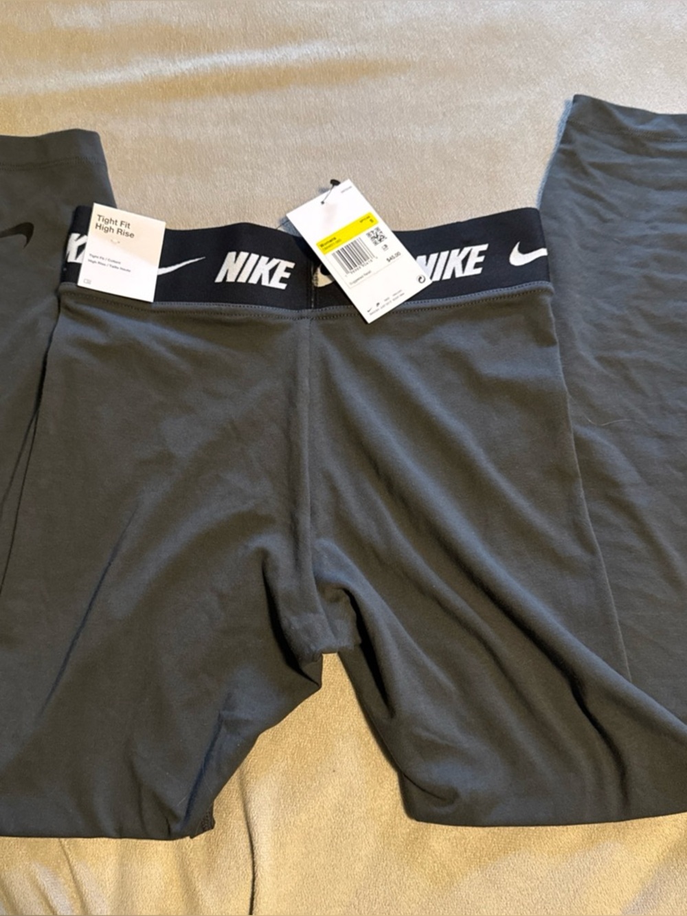 Nike High Rise Leggings Womens Small Grey Tight Fit Swoosh NWT